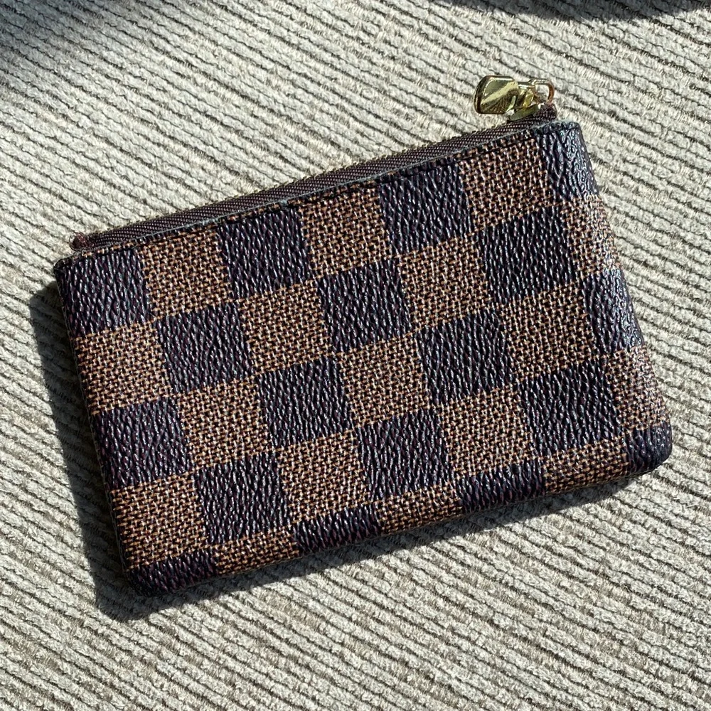 Brown Checkered Zip Card Pouch